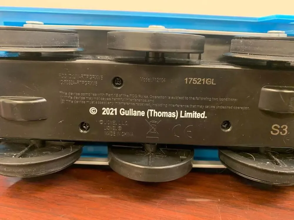 Lionel Thomas & Friends Battery-Operated Train Set w/ Annie & Clarabel Coaches